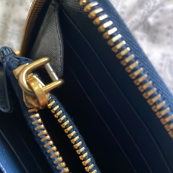 Prada Authentic Wallet - Picture 8 of 14